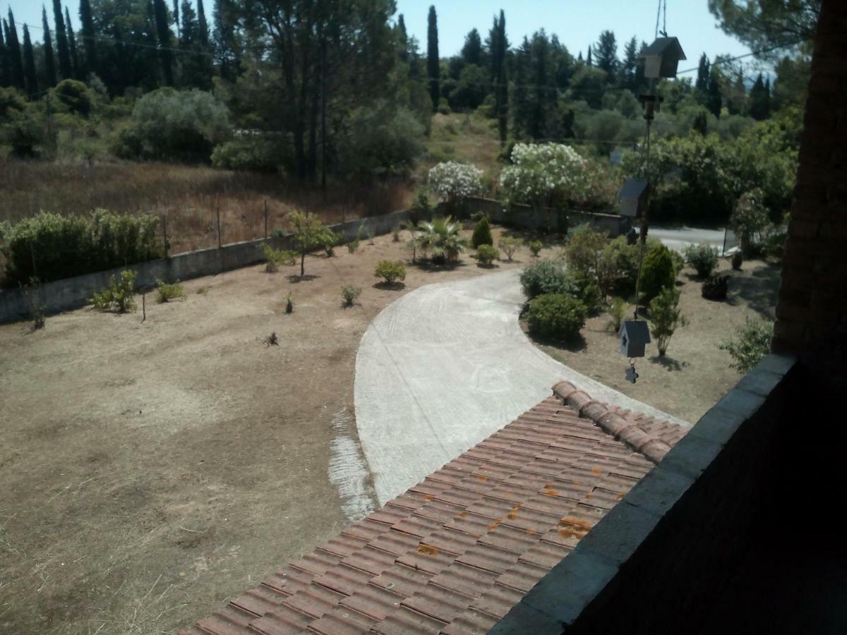 Villa Dimitris Áfra Exteriér fotografie