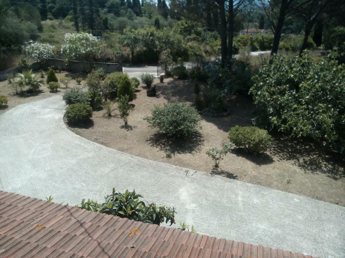 Villa Dimitris Áfra Exteriér fotografie